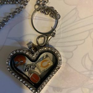 Bears floating locket necklace